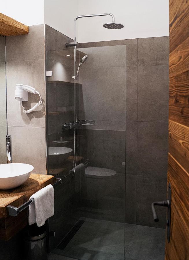 Hotel Almwirt Haar  Eksteriør billede