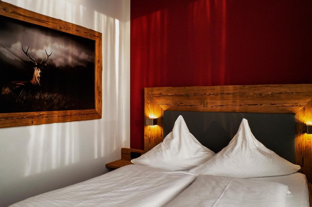 Hotel Almwirt Haar  Eksteriør billede