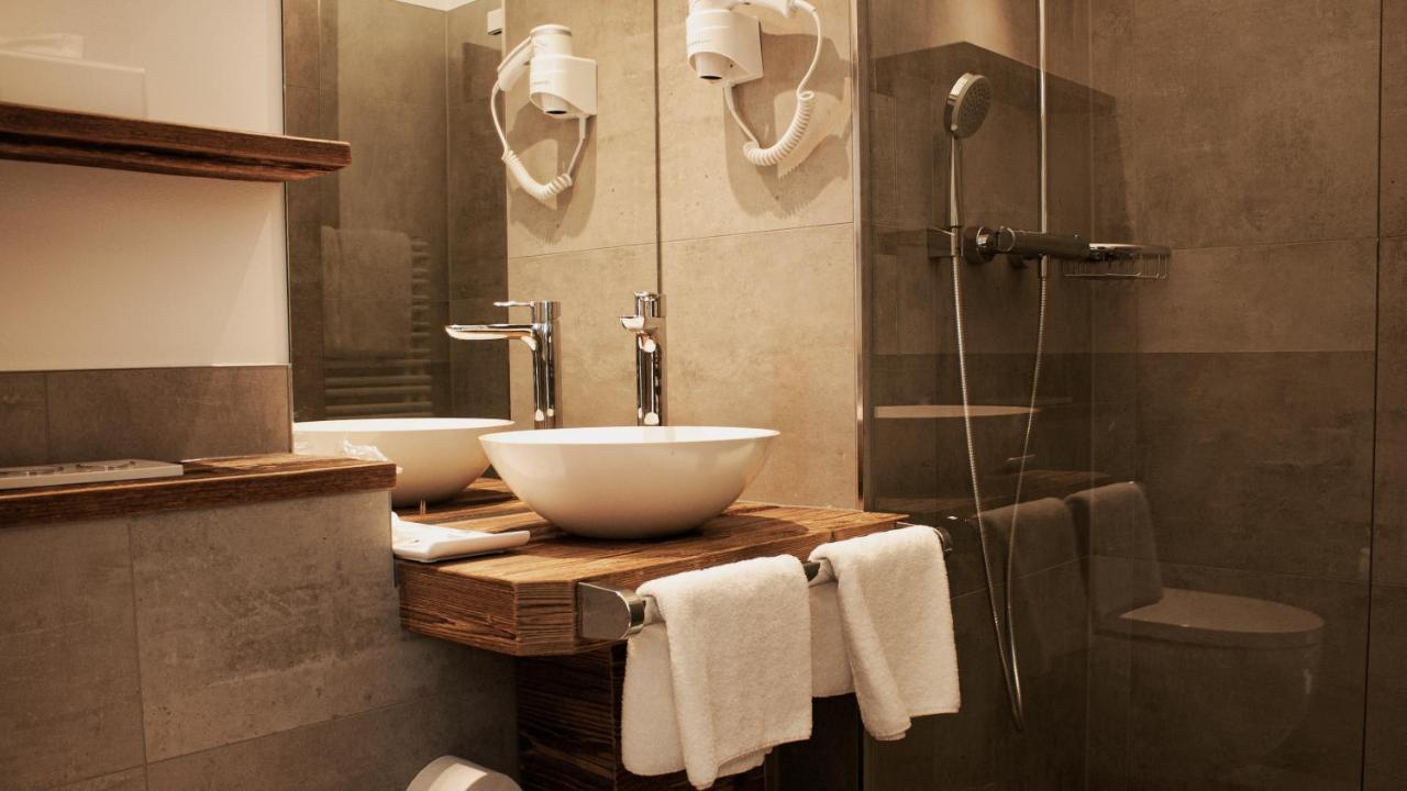 Hotel Almwirt Haar  Eksteriør billede