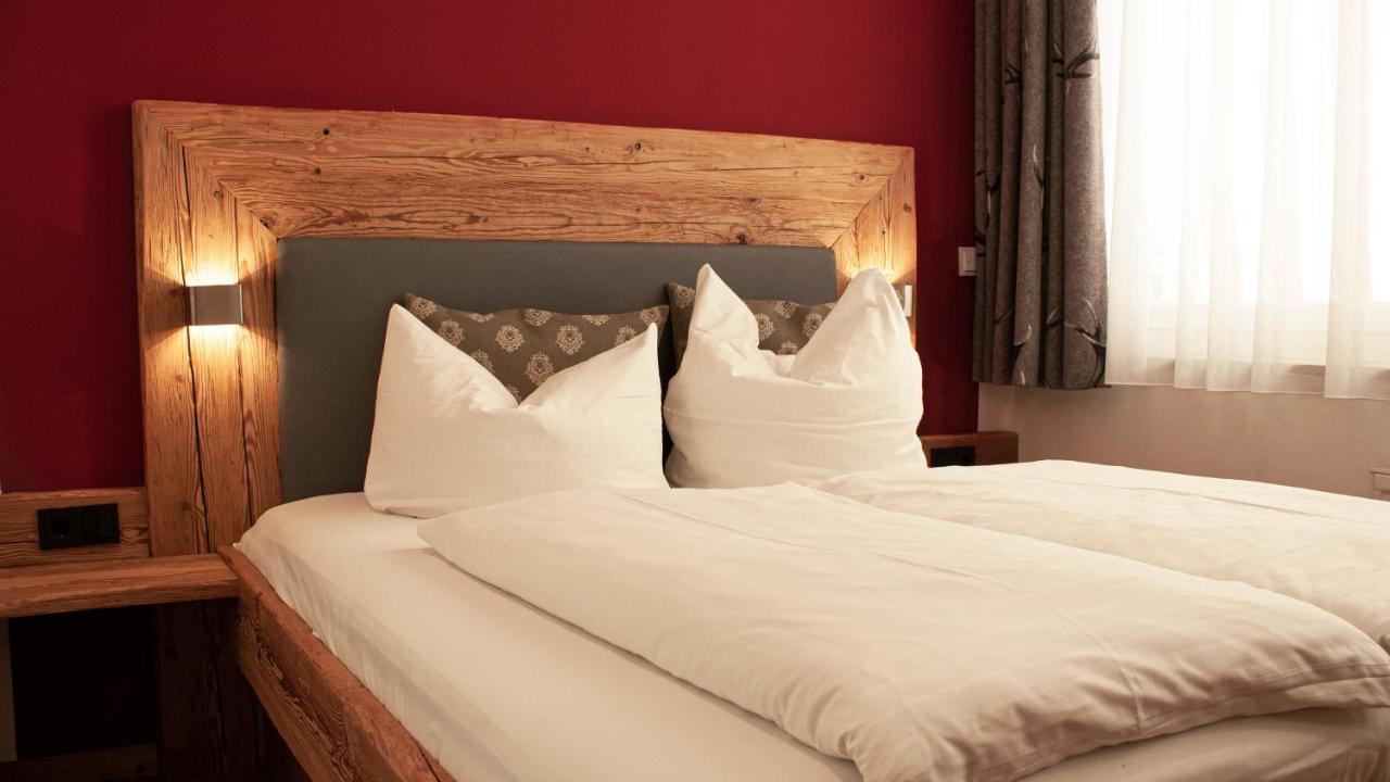 Hotel Almwirt Haar  Eksteriør billede