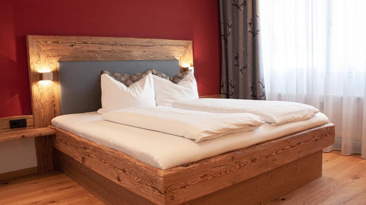 Hotel Almwirt Haar  Eksteriør billede