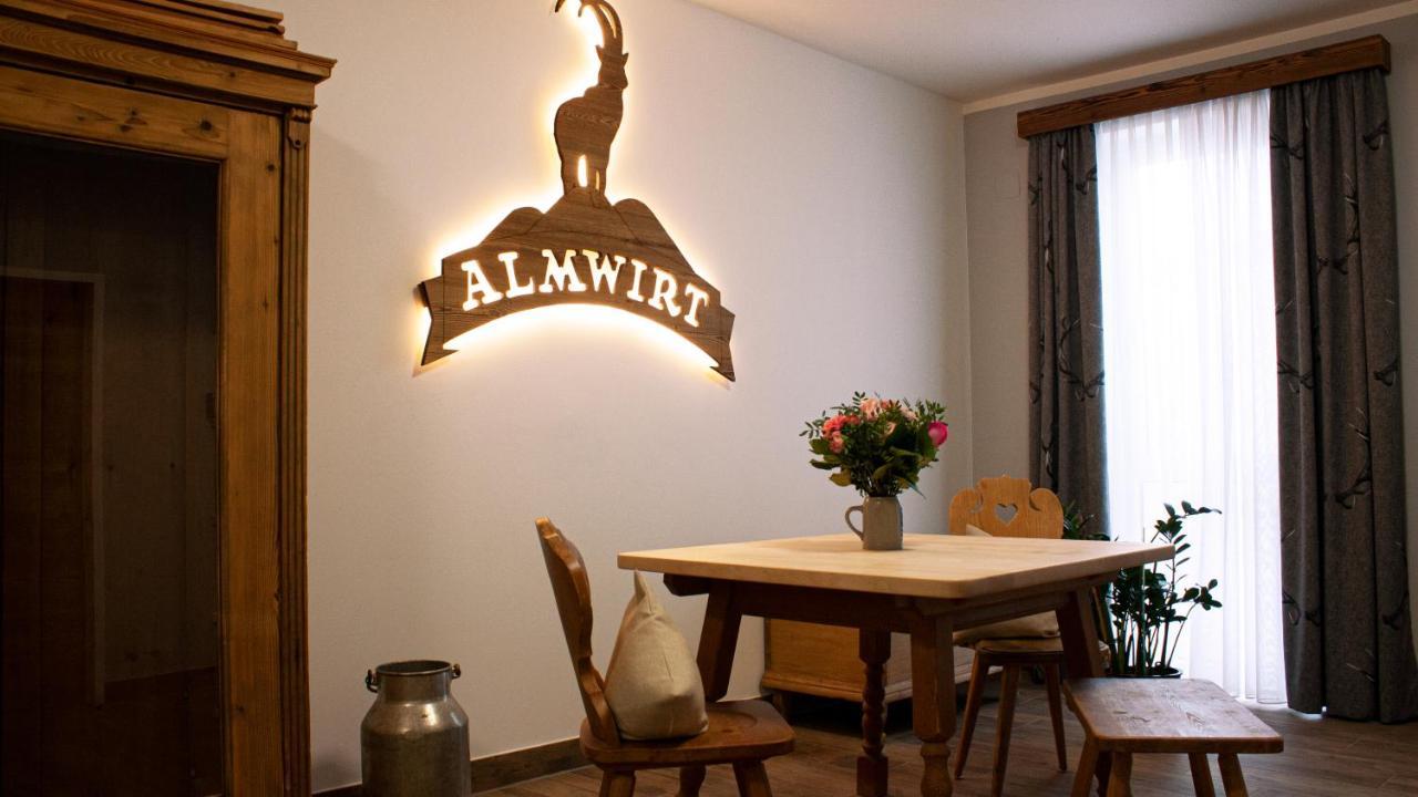 Hotel Almwirt Haar  Eksteriør billede
